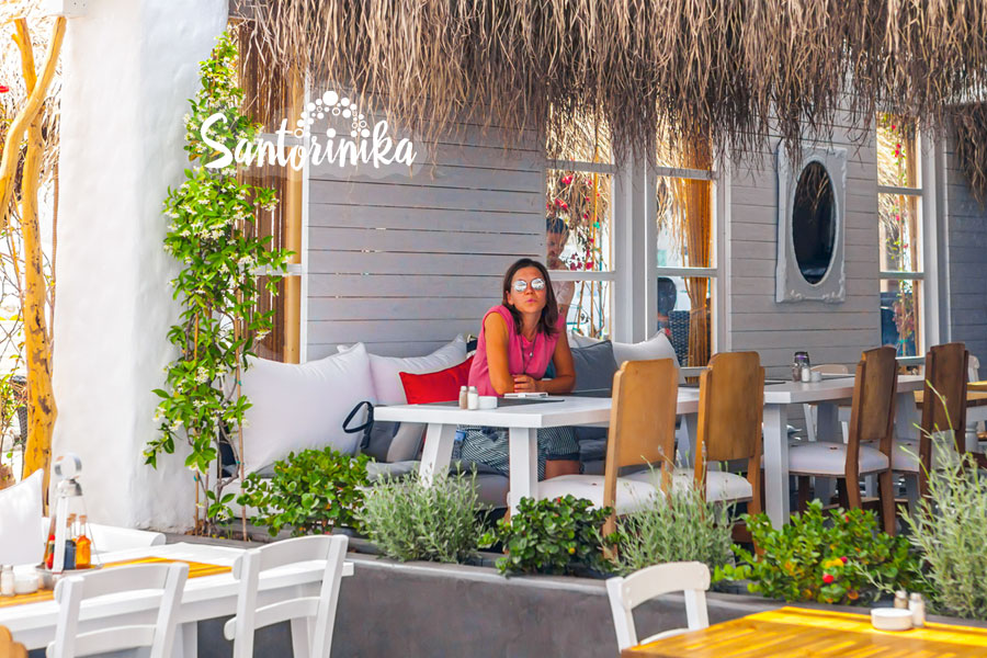 "For lunch, you can safely go to any of the restaurants on the Kamari promenade - they all cook well!" - Viktoria Doukmasova (Santorinika Travel Agency)